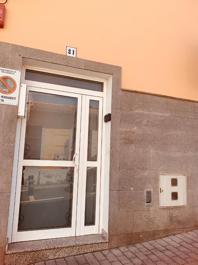 Viviendas Vacacionales En El Centro De Valleseco Exterior foto
